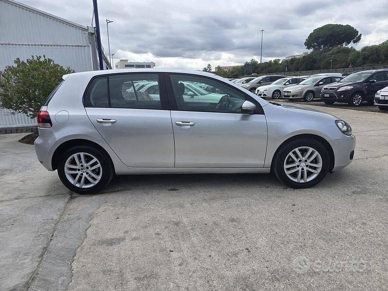 Usata VW Golf VI Highline 122 CV (89 kW) 2011 Grigio Utilitaria