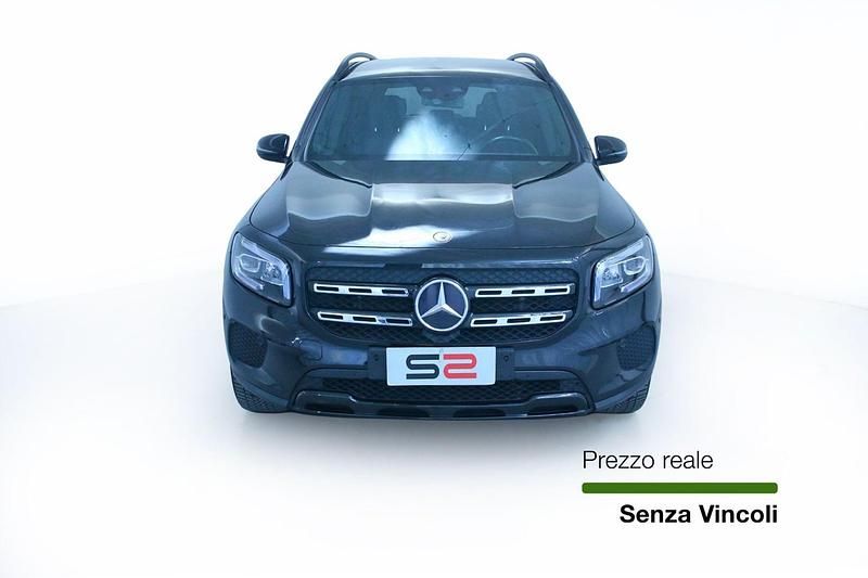 Usata Mercedes GLB200 150 CV (110 kW) 2021 Nero SUV