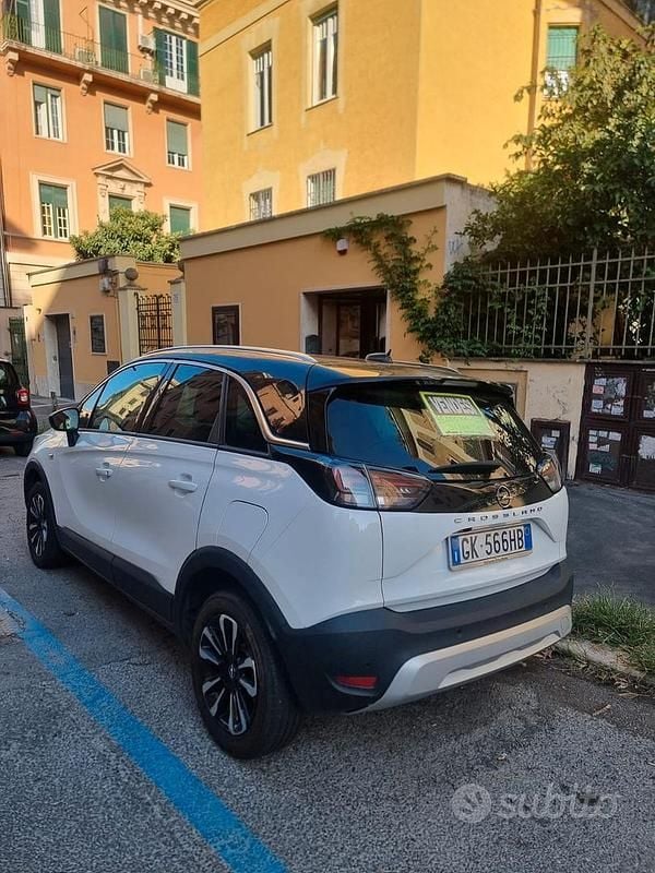 Usata Opel Crossland 110 CV (80 kW) 2022 Bianco SUV