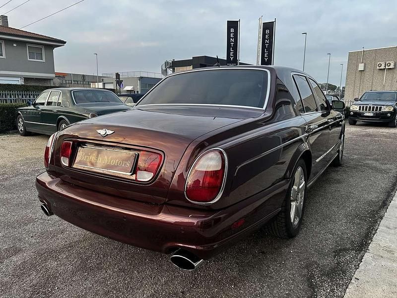 Usata Bentley Arnage 457 CV (336 kW) 2002 Burgundy Berlina
