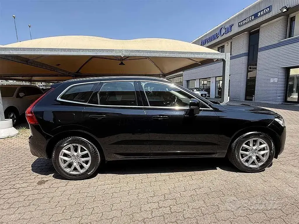Usado Volvo XC60 Business Edition 190 CV (139 kW) 2020 Negro SUV