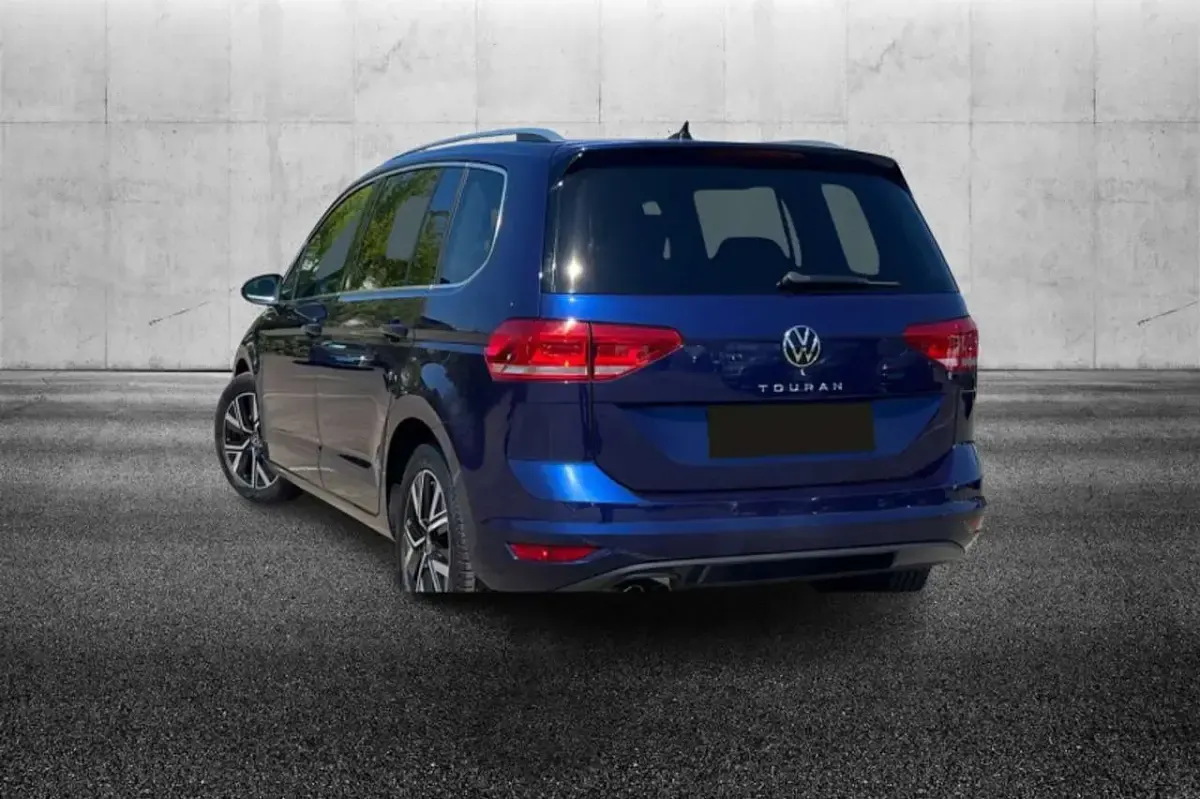 Usata VW Touran Executive 150 CV (110 kW) 2022 Blu/azzurro Monovolume