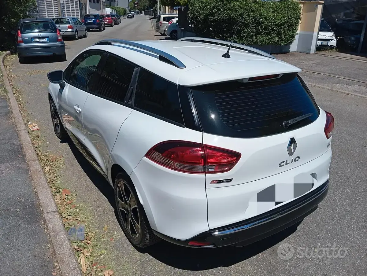 Usata Renault Clio 75 CV (55 kW) 2013 Bianco Station wagon