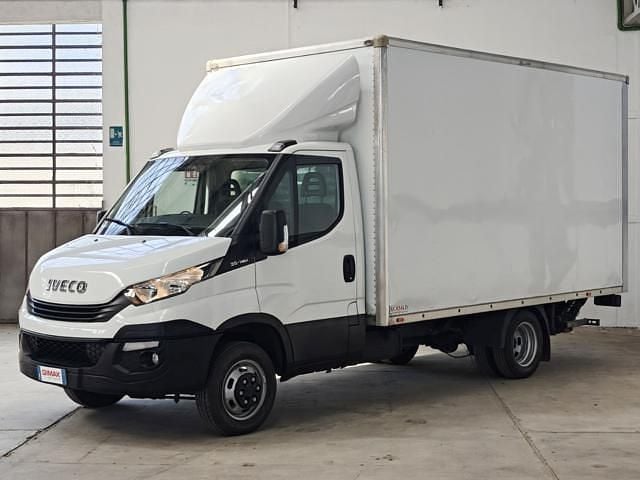 Usata Iveco Daily 136 CV (100 kW) 2019 Bianco Cabrio