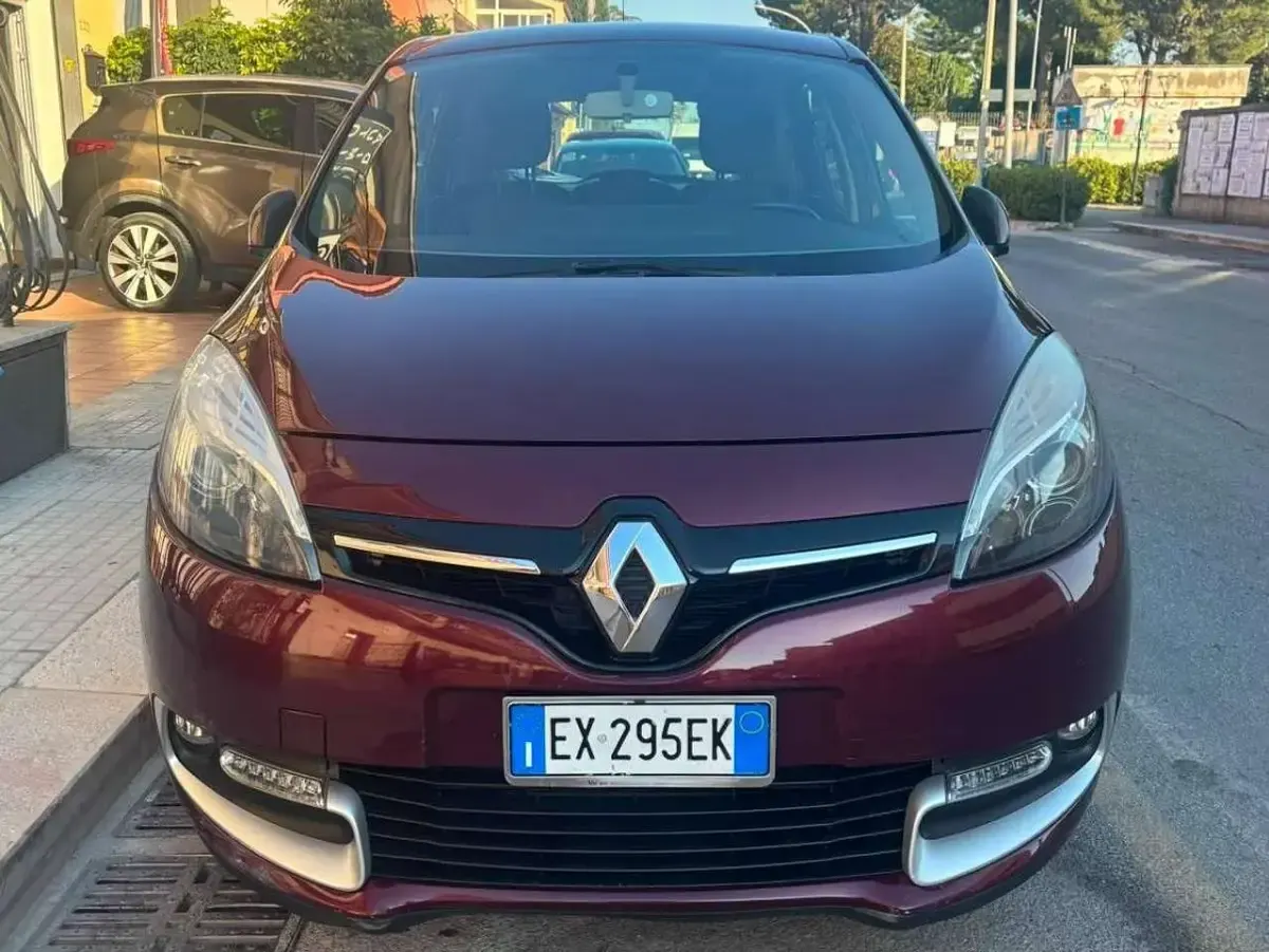 Usata Renault Scénic III 116 CV (85 kW) 2014 Lilla Monovolume