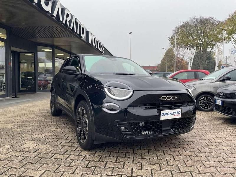 Usata Fiat 600 La Prima 101 CV (74 kW) 2025 Nero SUV