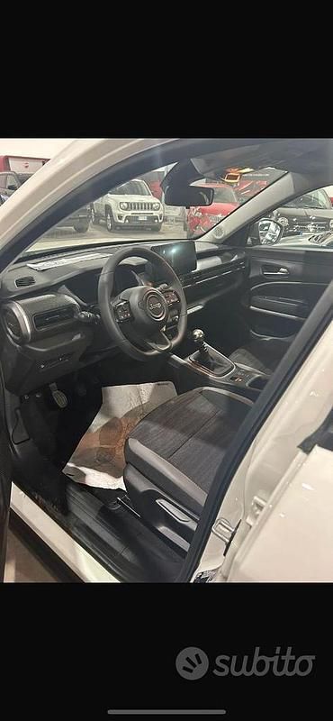 Usata Jeep Avenger 101 CV (74 kW) 2023 Bianco SUV