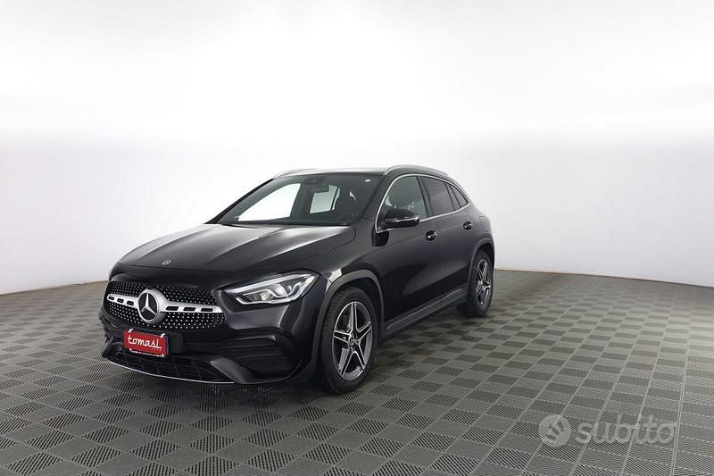 Usata Mercedes GLA180 Premium 116 CV (85 kW) 2020 Nero SUV