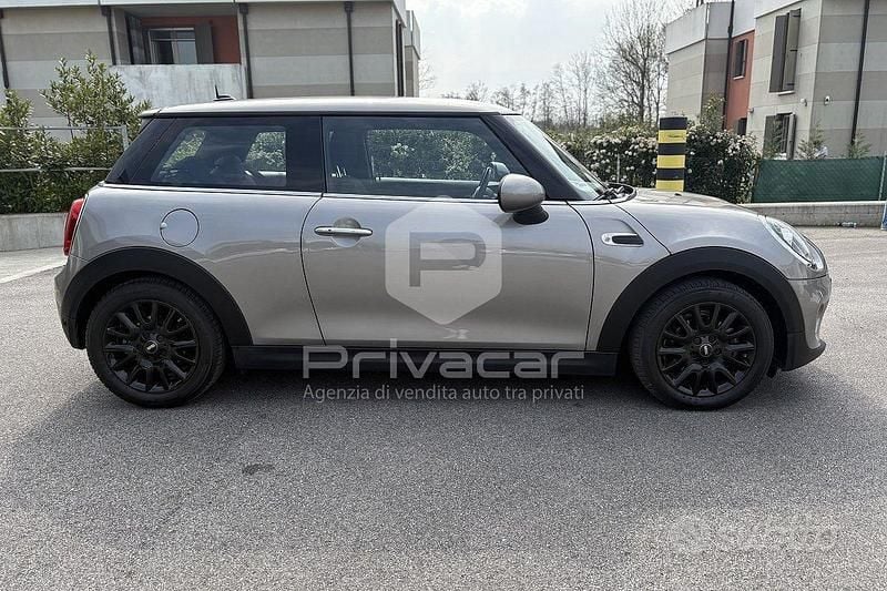 Usata Mini Cooper D Hype 116 CV (85 kW) 2019 Grigio Utilitaria