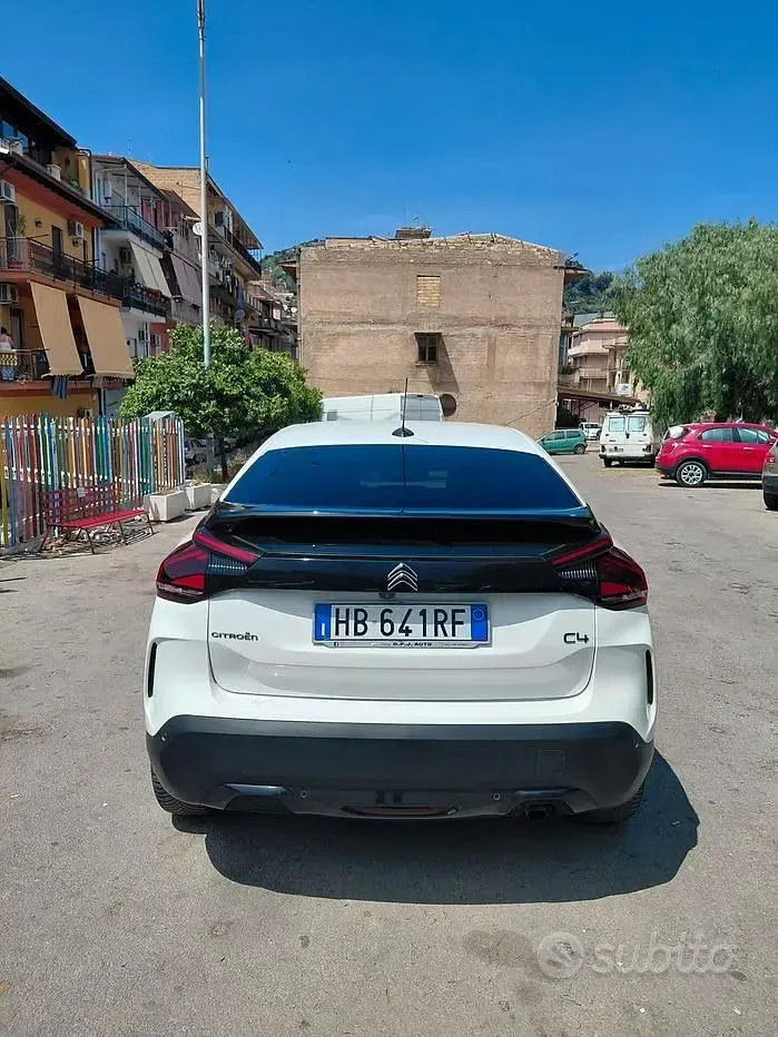 Usata Citroën C4 Shine 131 CV (96 kW) 2022 Bianco Berlina
