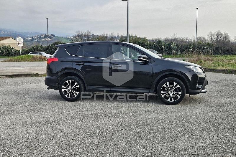 Usata Toyota RAV4 Style 124 CV (91 kW) 2014 Nero SUV