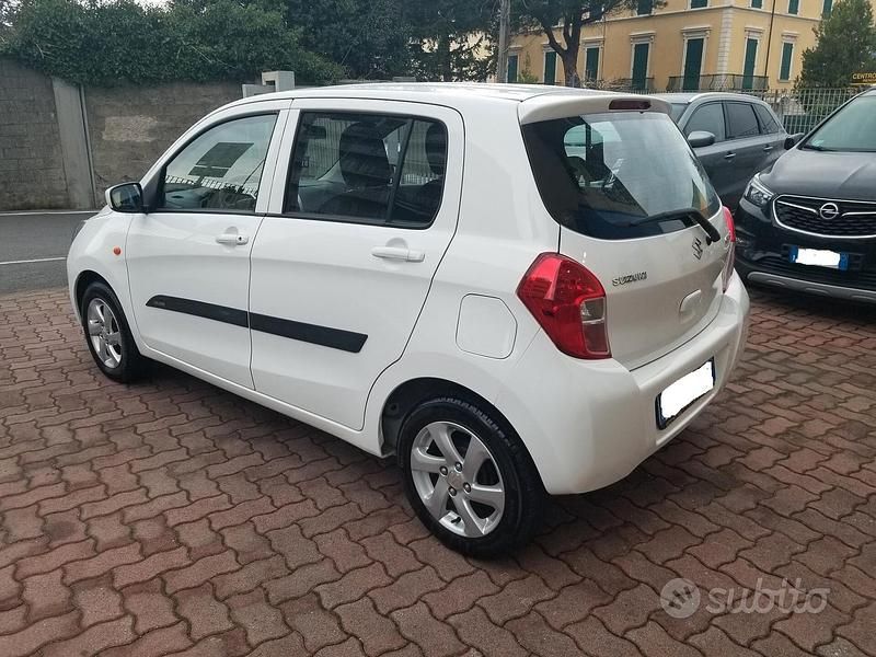 Usata Suzuki Celerio Style 68 CV (50 kW) 2017 Beige Utilitaria