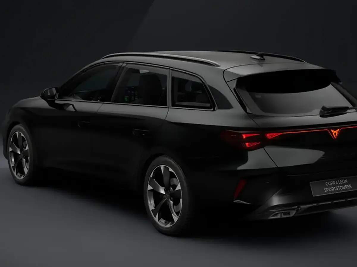 Nuova Cupra Leon 150 CV (110 kW) 2026 Nero midnight