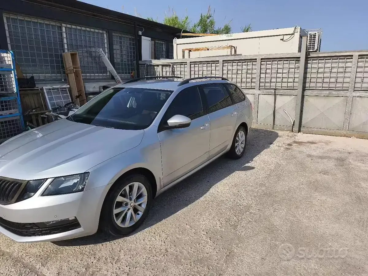 Usata Skoda Octavia 116 CV (85 kW) 2018 Grigio Station wagon