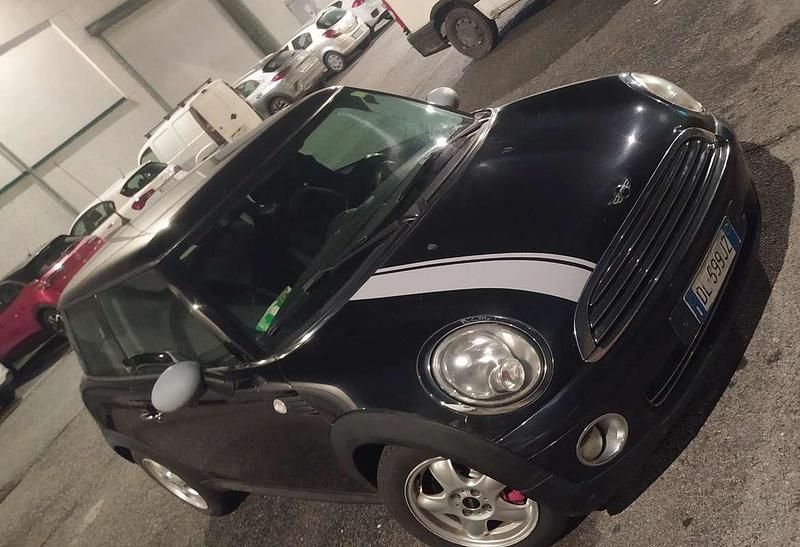 Usata 2007 Mini ONE Chili Due volumi | 5000 € (Molto cara) - Immagine 1/4
