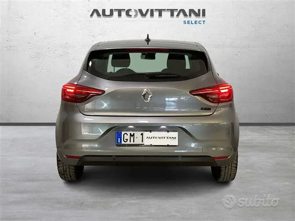 Usata Renault Clio V Equilibre 91 CV (66 kW) 2023 Gray Berlina