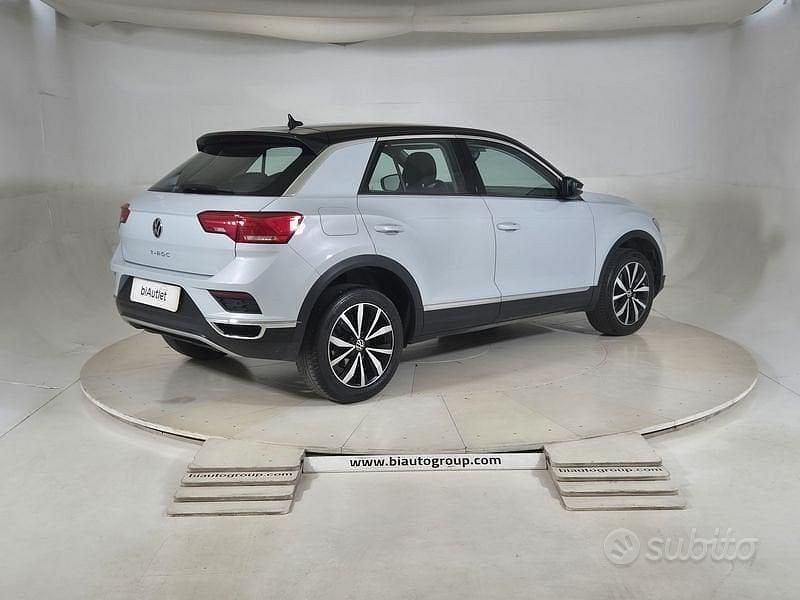Usata VW T-Roc Style 116 CV (85 kW) 2020 Grigio SUV