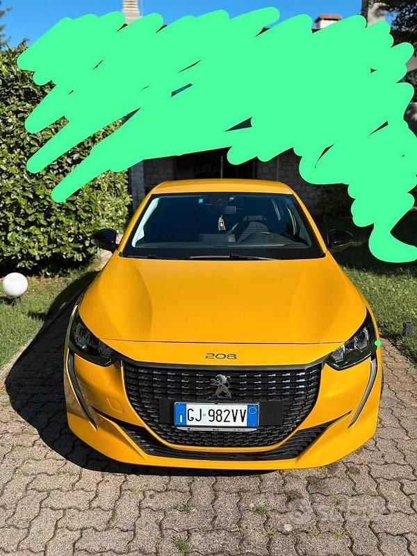 Usata Peugeot 208 Active 75 CV (55 kW) 2022 Giallo Utilitaria