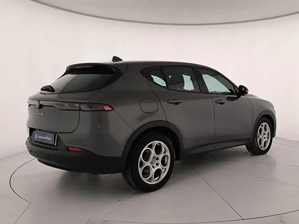 Usata Alfa Romeo Tonale Sprint 131 CV (96 kW) 2023 Grigio scuro SUV