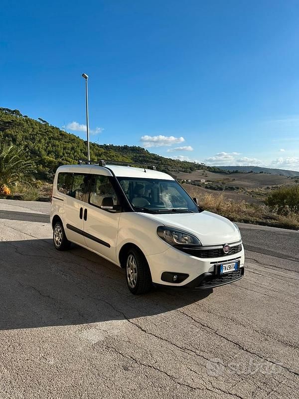 Usata Fiat Doblò 95 CV (69 kW) 2018 Bianco Monovolume