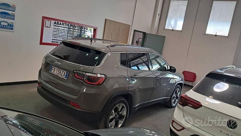 Usata Jeep Compass 140 CV (102 kW) 2019 Grigio SUV