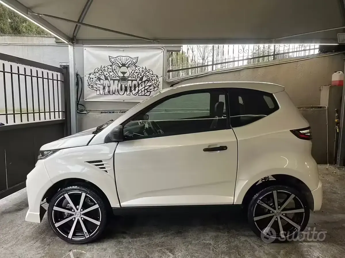 Usata Aixam City Pack 2024 Bianco Berlina