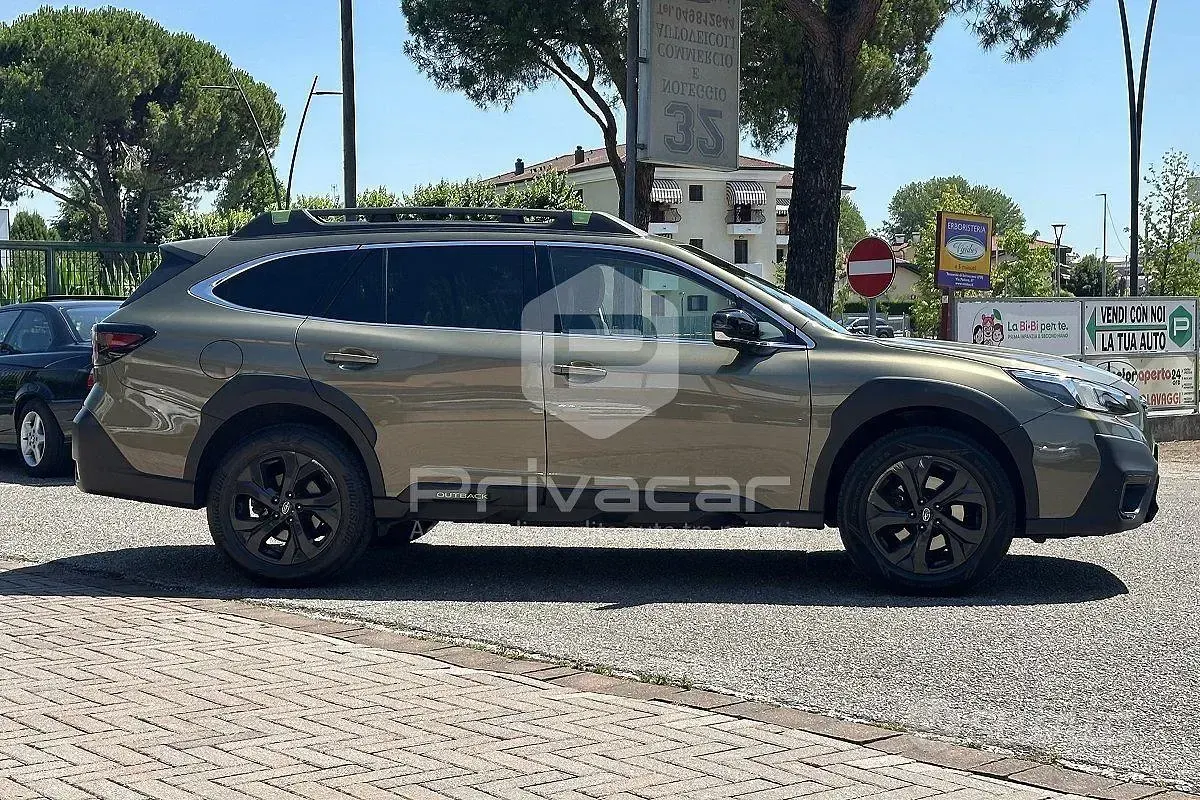 Usata Subaru Outback 4dventure 169 CV (124 kW) 2021 Verde Station wagon