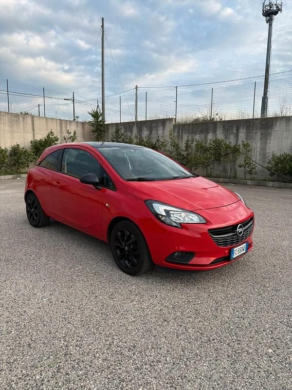 Usata Opel Corsa 95 CV (69 kW) 2016 Rosso Utilitaria
