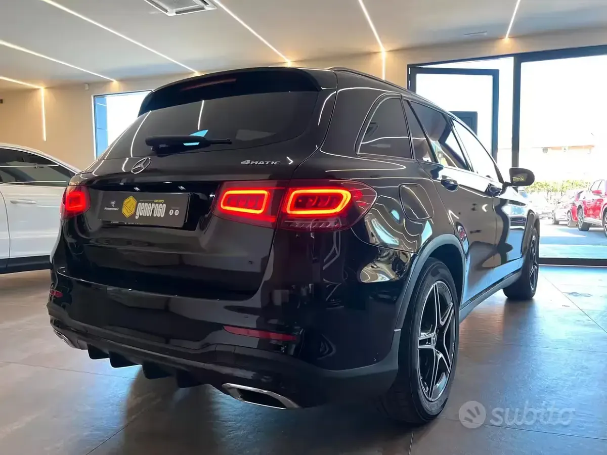 Usata Mercedes GLC220 Premium Plus 194 CV (142 kW) 2022 Nero SUV