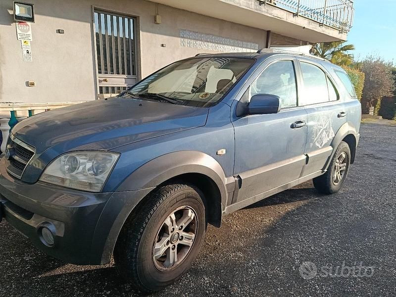 Usata Kia Sorento 140 CV (102 kW) 2005 Blu SUV