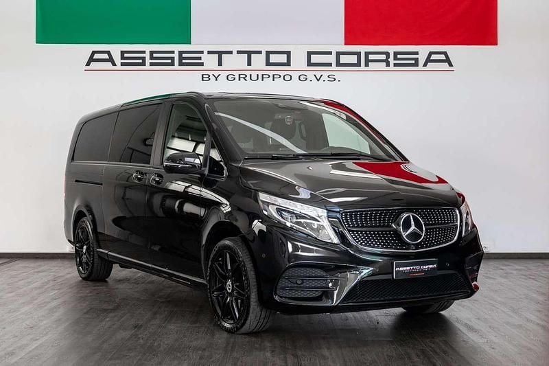 Silver satinato Usata 2021 Mercedes 300 Premium Monovolume | 59.900 € (Buon prezzo) - Immagine 1/4
