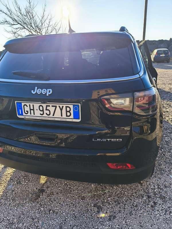 Usata Jeep Compass Limited 131 CV (96 kW) 2022 Nero SUV