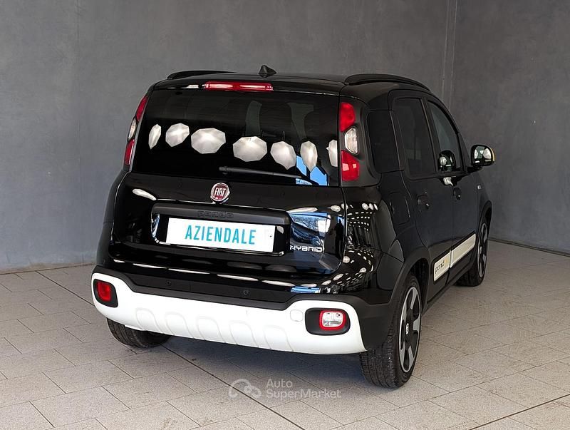 Usata Fiat Panda Cross Cross 94 CV (69 kW) 2024 Nero Utilitaria