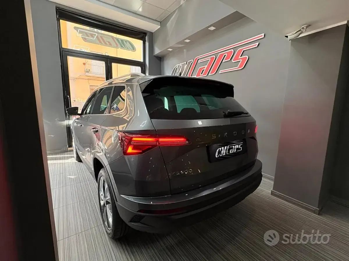 Ny Skoda Karoq Executive 150 HK (110 kW) 2026 Grå SUV