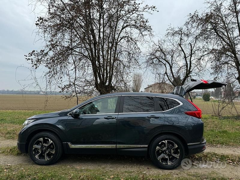 Usata Honda CR-V 173 CV (127 kW) 2019 Blu SUV