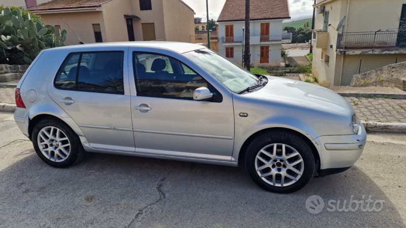 Usato 2003 VW Golf IV 1.9 Diesel 110 CV (1.500 €)