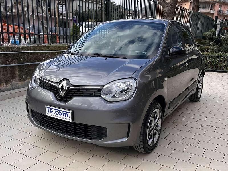 Usata Renault Twingo Intens 65 CV (47 kW) 2024 Grigio medio Utilitaria