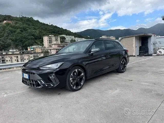 Usata Cupra Leon 150 CV (110 kW) 2025 Nero Station wagon