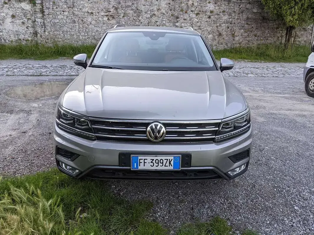 Usata VW Tiguan Executive 150 CV (110 kW) 2016 Grigio SUV