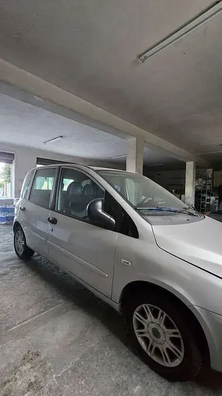 Usata Fiat Multipla Family 92 CV (67 kW) 2008 Argento Monovolume