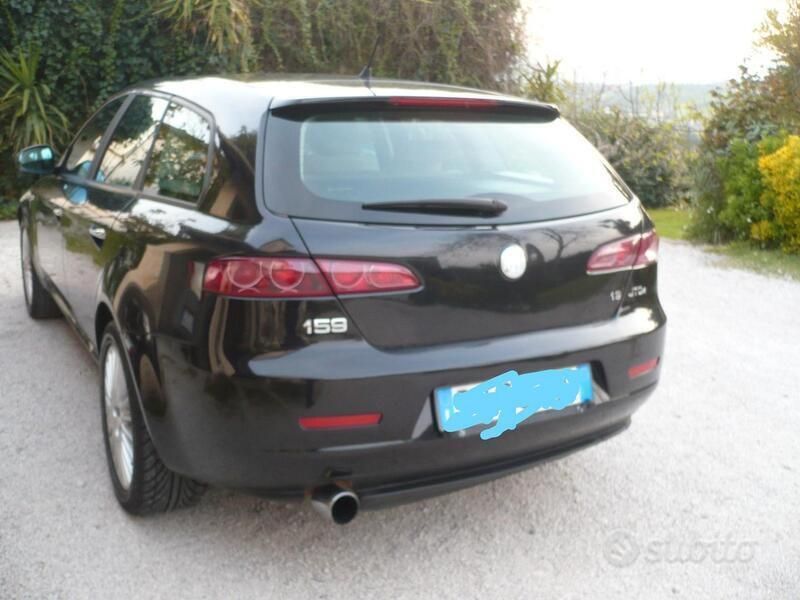 Usata Alfa Romeo 159 120 CV (88 kW) 2007 Nero Station wagon