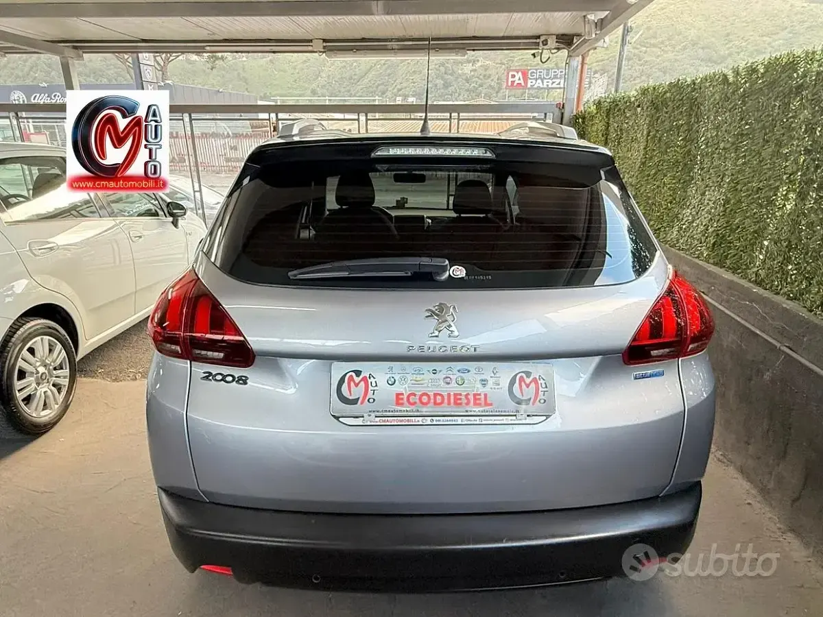 Usata Peugeot 2008 Active 99 CV (72 kW) 2016 Grigio SUV