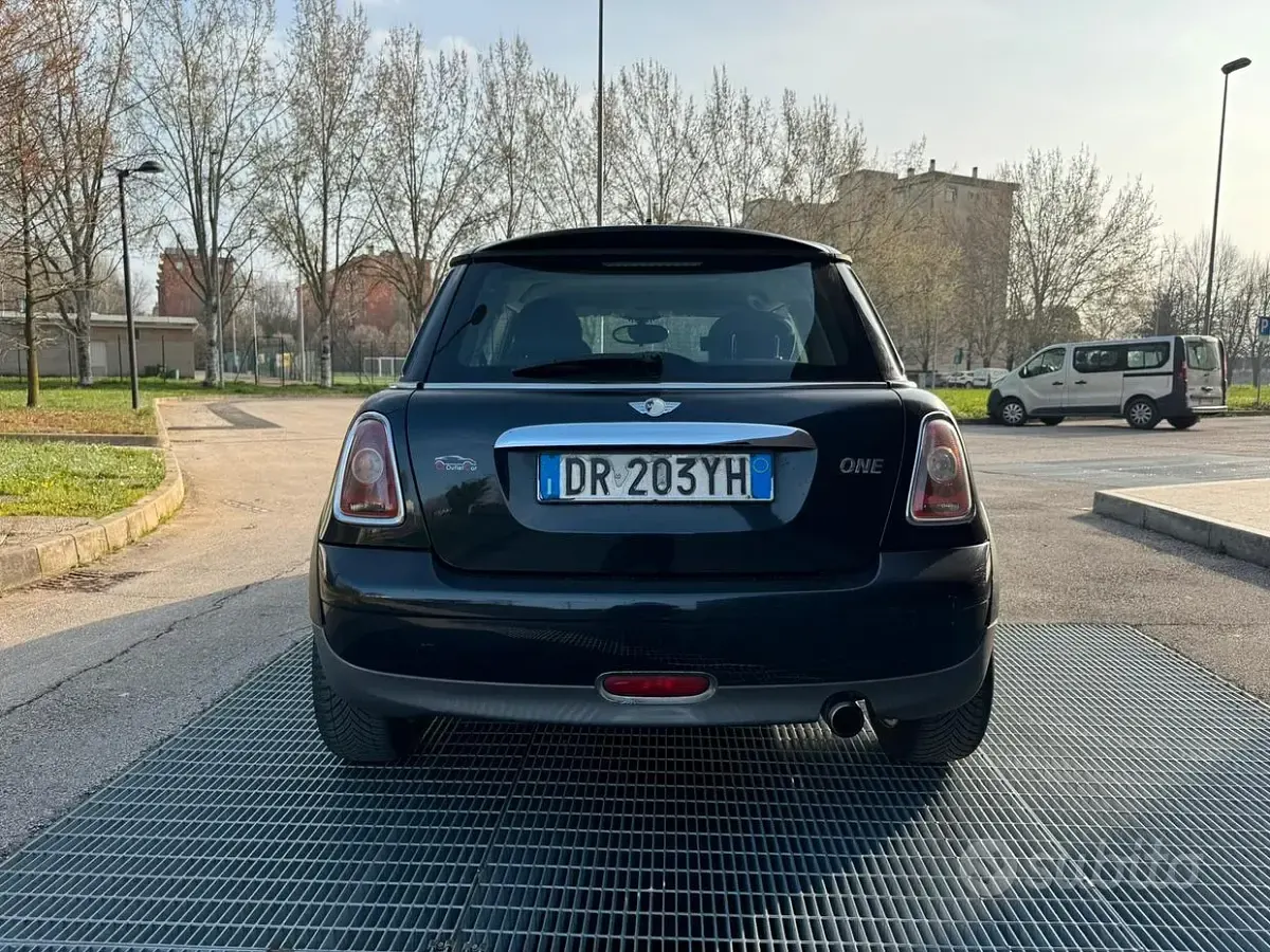 Usata Mini ONE 95 CV (69 kW) 2008 Bluazzurro Utilitaria