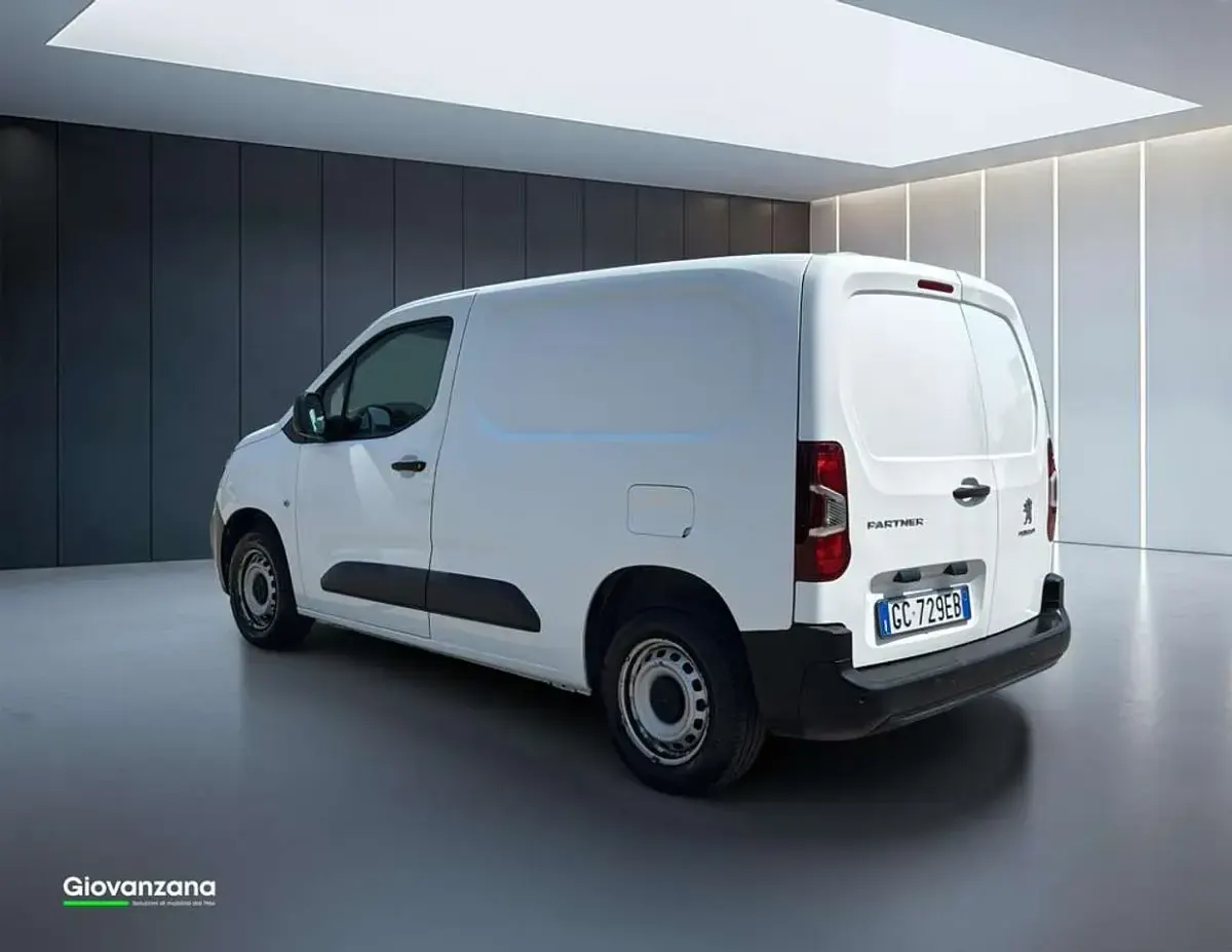 Usata Peugeot Partner Premium 102 CV (75 kW) 2020 Bianco Monovolume