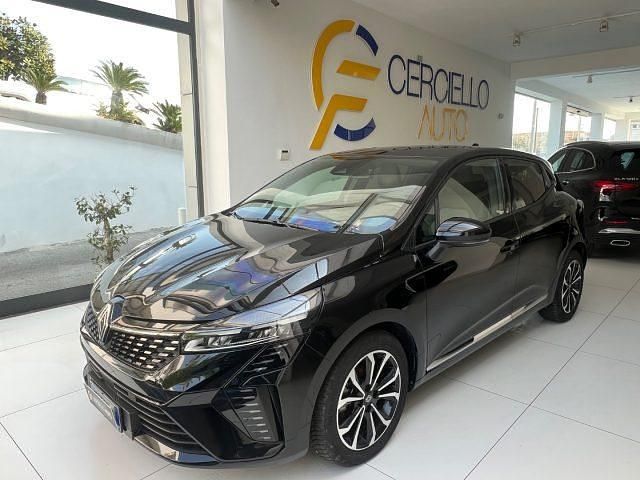 Usata Renault Clio V Techno 90 CV (66 kW) 2024 Nero metallizzato Berlina
