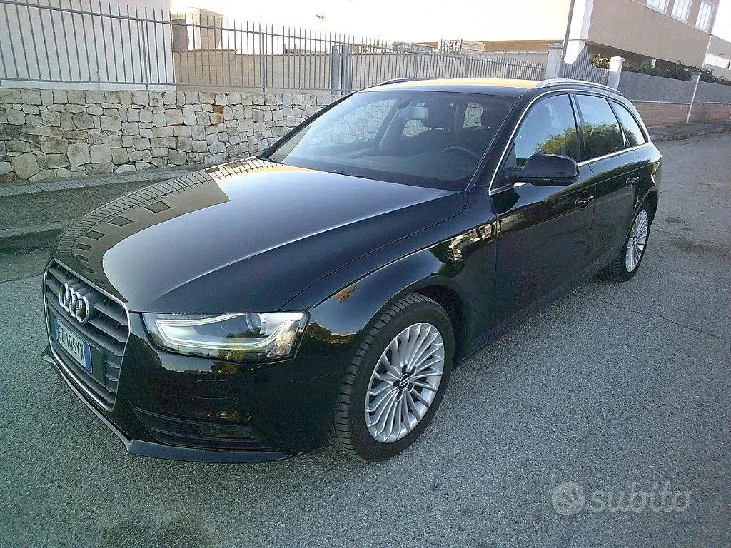 Usata Audi A4 Advanced 150 CV (110 kW) 2015 Nero Station wagon