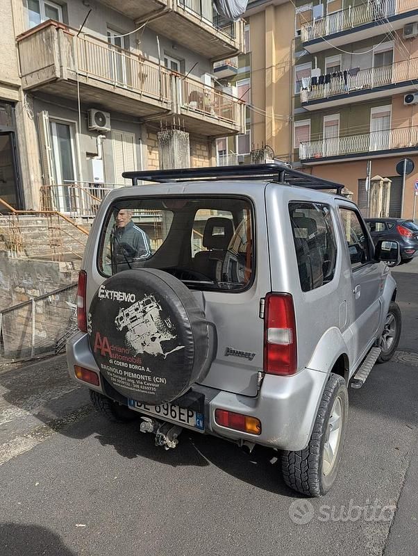 Usata Suzuki Jimny 85 CV (62 kW) 2007 SUV