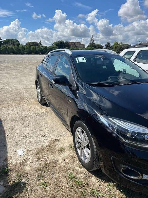 Usata Renault Mégane III LIMITED 110 CV (80 kW) 2015 Nero Station wagon