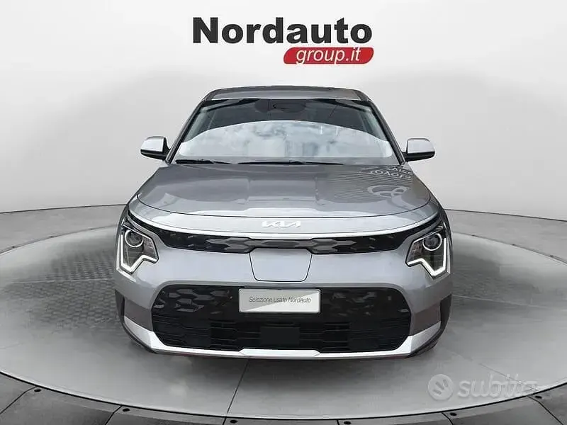 Usado Kia e-Niro 150 kW (204 CV) 2024 Gris SUV