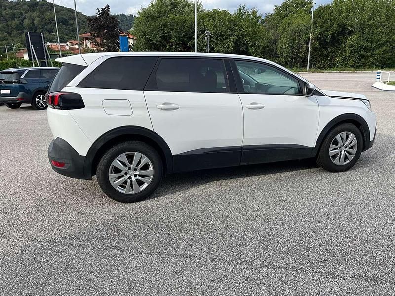 Usata Peugeot 5008 Business-Line 131 CV (96 kW) 2020 Bianco Monovolume